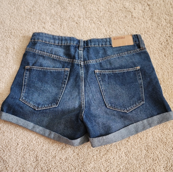 Ladies Denim Shorts Medium Denim Blue size 6 / 34 - Picture 2 of 8